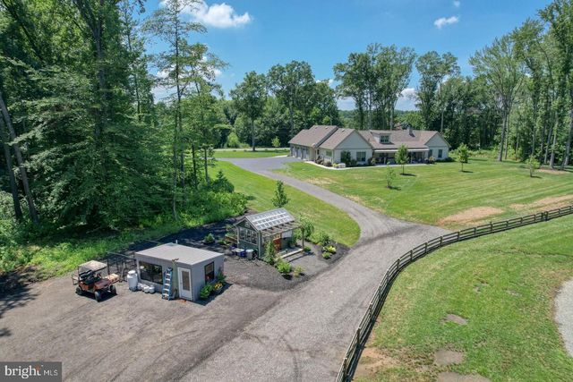 220 BLACKBIRD GREENSPRING RD, Smyrna, DE 19977