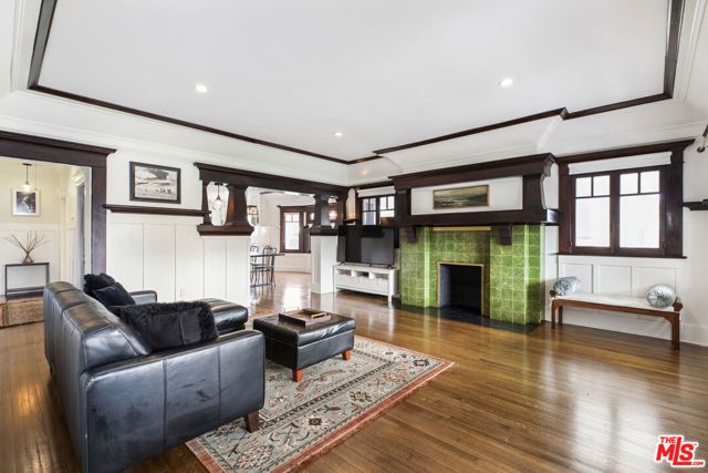 3628 Arlington Avenue, Los Angeles, CA 90018