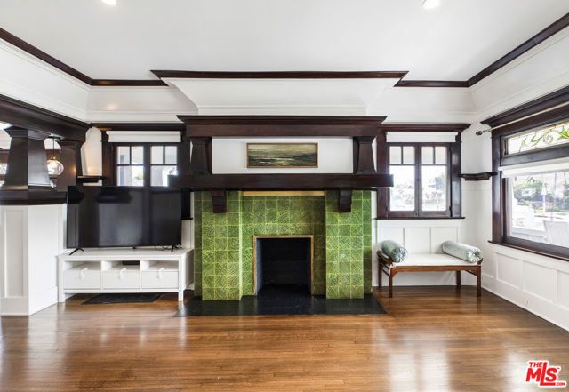3628 Arlington Avenue, Los Angeles, CA 90018