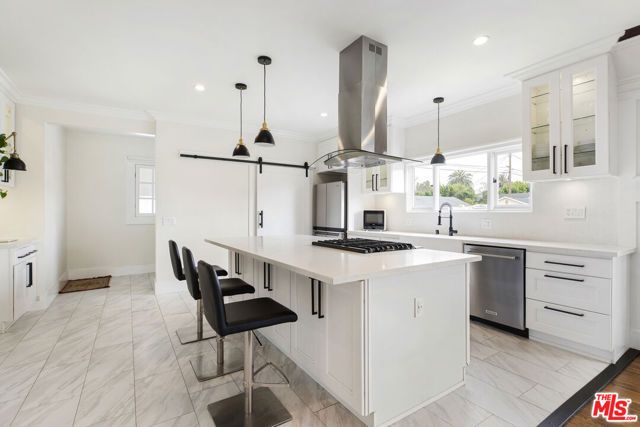 3628 Arlington Avenue, Los Angeles, CA 90018