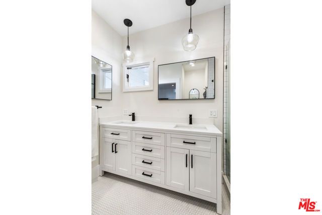 3628 Arlington Avenue, Los Angeles, CA 90018