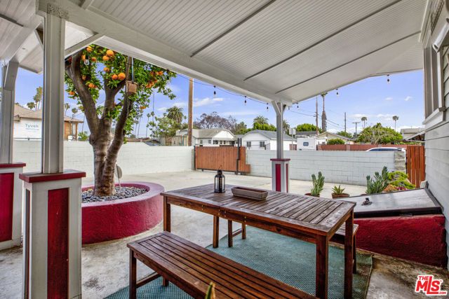 3628 Arlington Avenue, Los Angeles, CA 90018