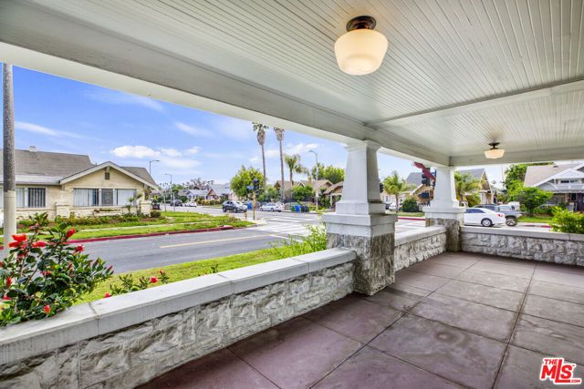 3628 Arlington Avenue, Los Angeles, CA 90018