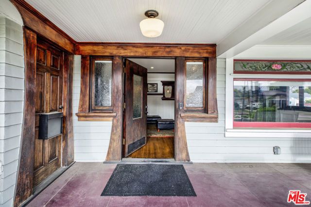3628 Arlington Avenue, Los Angeles, CA 90018