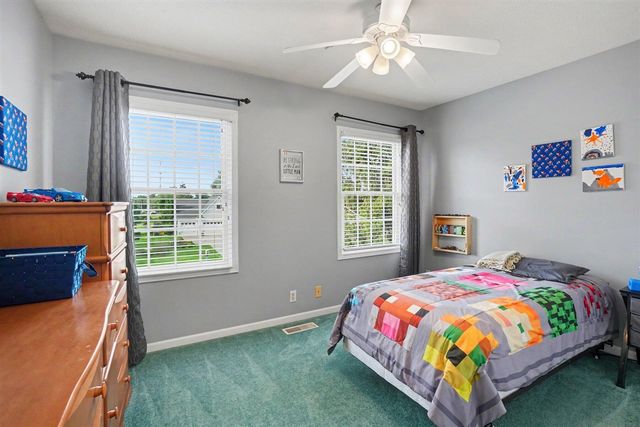 9521 Ridgecrest Drive, Zeeland, MI 49464