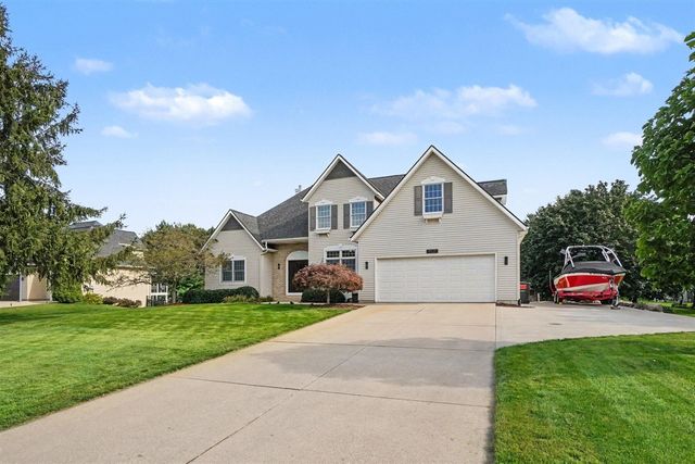 9521 Ridgecrest Drive, Zeeland, MI 49464