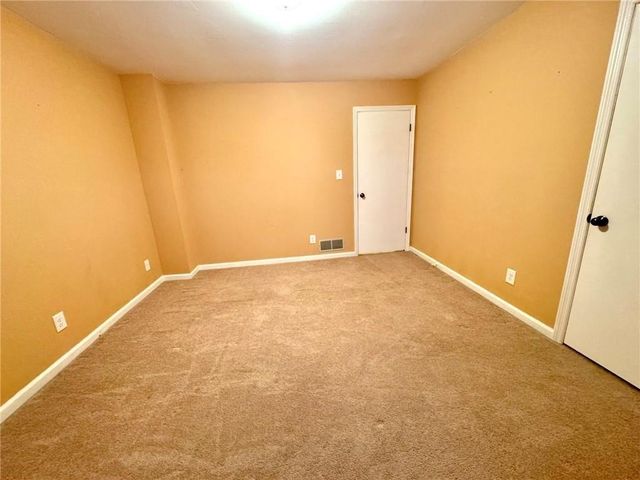 3925 Mountain View Road 3 C, Oakwood, GA 30566