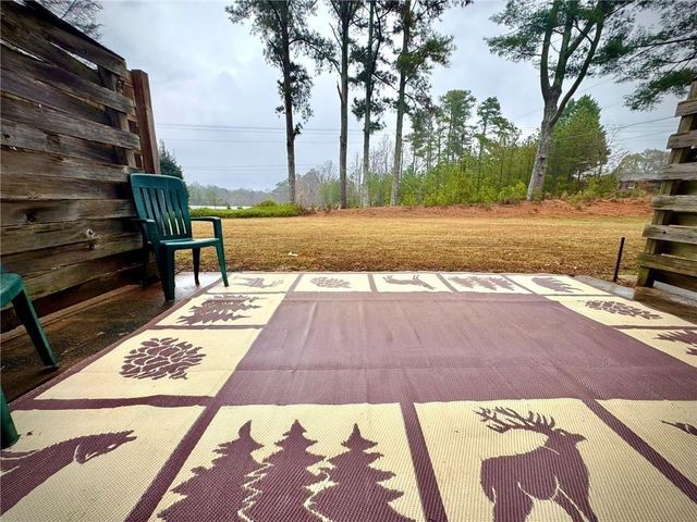 3925 Mountain View Road 3 C, Oakwood, GA 30566