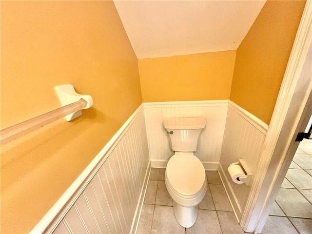 3925 Mountain View Road 3 C, Oakwood, GA 30566