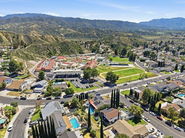 29223 Flowerpark Drive, Canyon Country, CA 91387