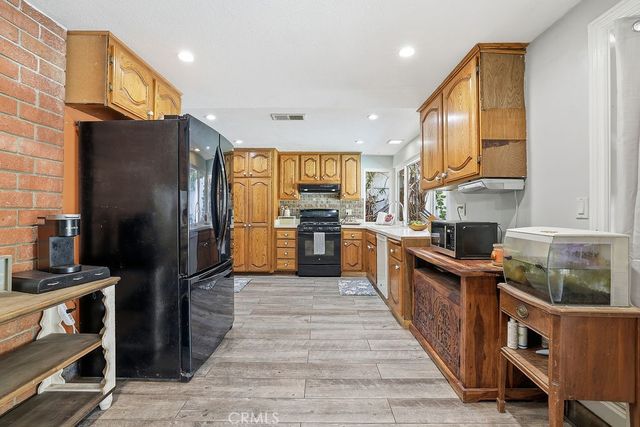 29223 Flowerpark Drive, Canyon Country, CA 91387