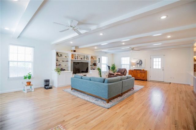 2803 N Elizabeth Avenue, Fayetteville, AR 72703