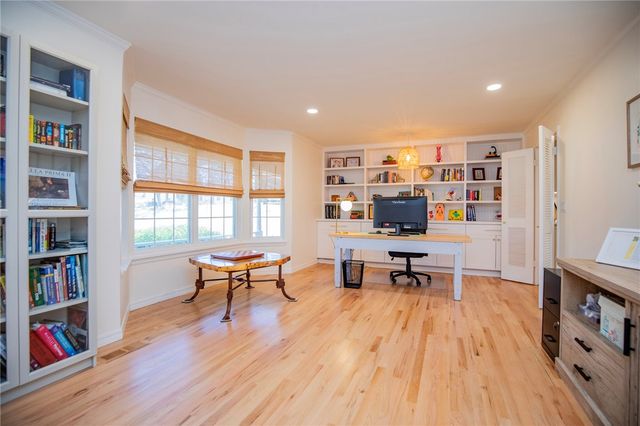 2803 N Elizabeth Avenue, Fayetteville, AR 72703