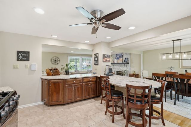 113 Farmingdale DRIVE, Marshall, PA 15090