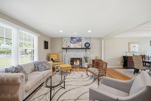 113 Farmingdale DRIVE, Marshall, PA 15090