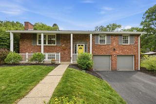 113 Farmingdale DRIVE, Marshall, PA 15090
