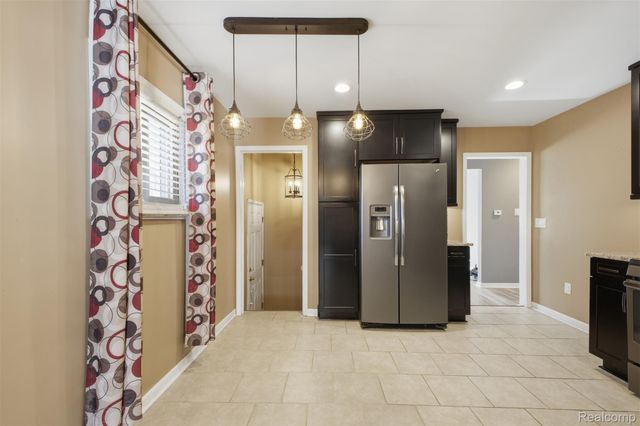 1130 Electric Street, Wyandotte, MI 48192