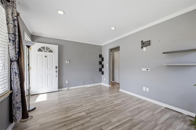 1130 Electric Street, Wyandotte, MI 48192