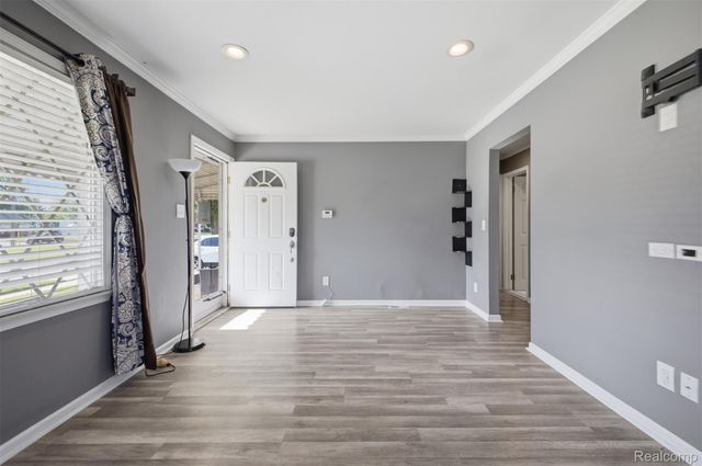 1130 Electric Street, Wyandotte, MI 48192
