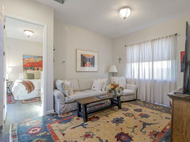 1708 Willow Canyon Trail NW, Albuquerque, NM 87120