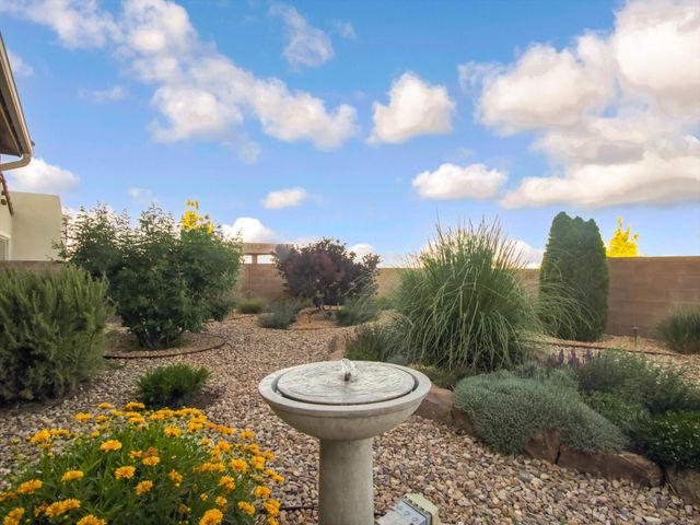 1708 Willow Canyon Trail NW, Albuquerque, NM 87120