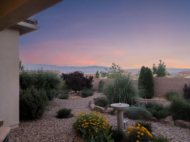 1708 Willow Canyon Trail NW, Albuquerque, NM 87120
