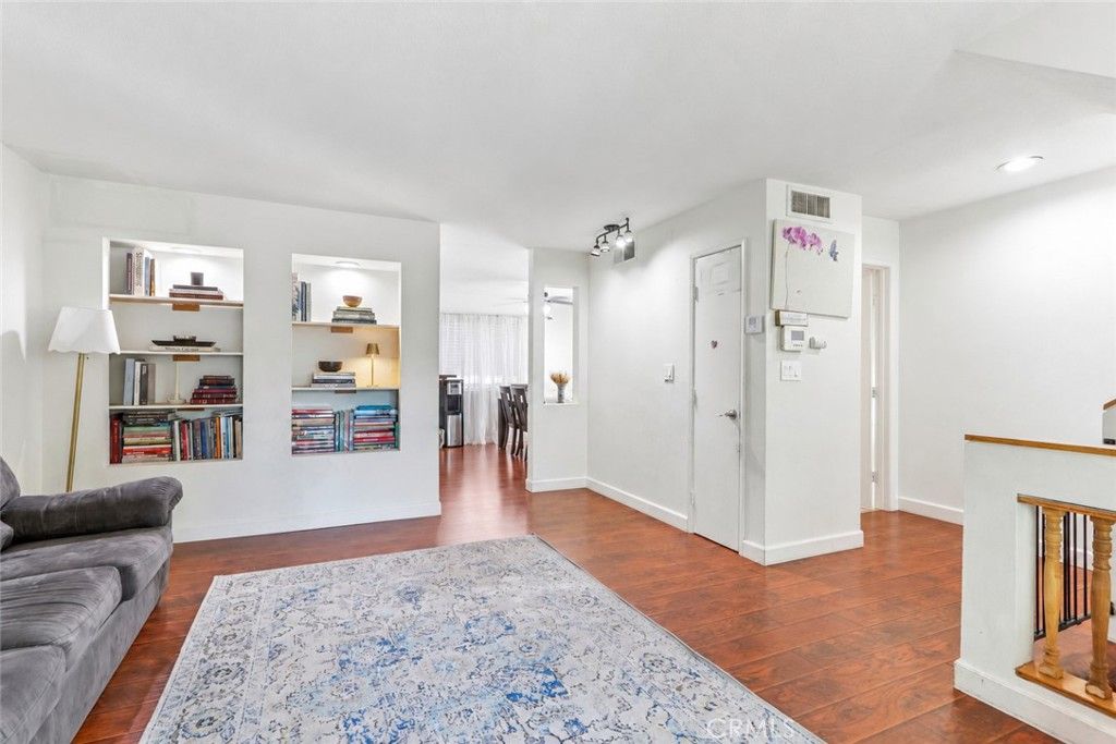 14201 Foothill Boulevard 17, Sylmar, CA 91342 — photo 5