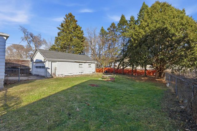 6480 N 56th STREET, Milwaukee, WI 53223