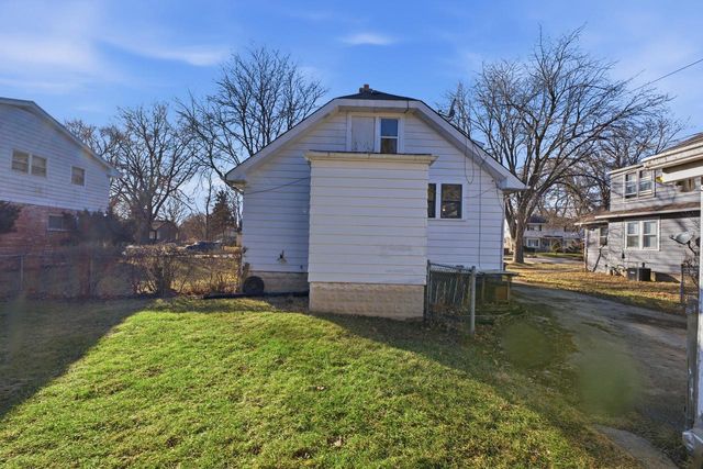 6480 N 56th STREET, Milwaukee, WI 53223