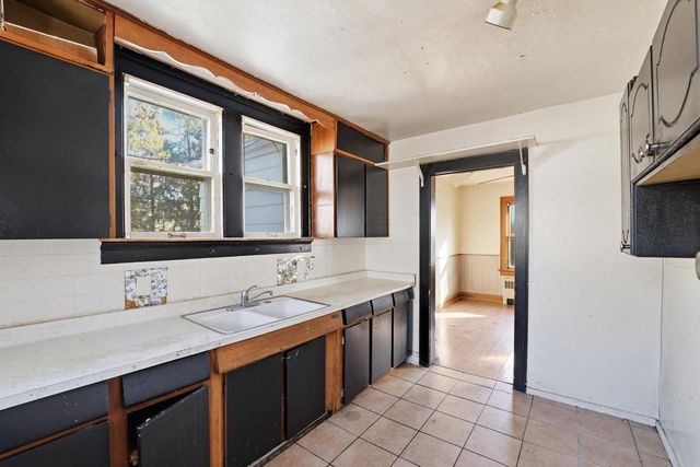 6480 N 56th STREET, Milwaukee, WI 53223