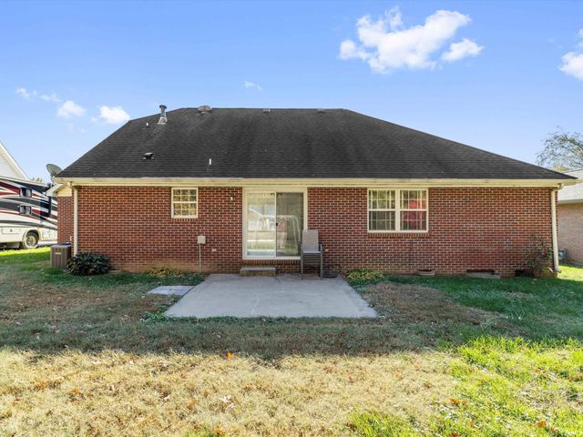 3834 Farrington Drive, Evansville, IN 47725