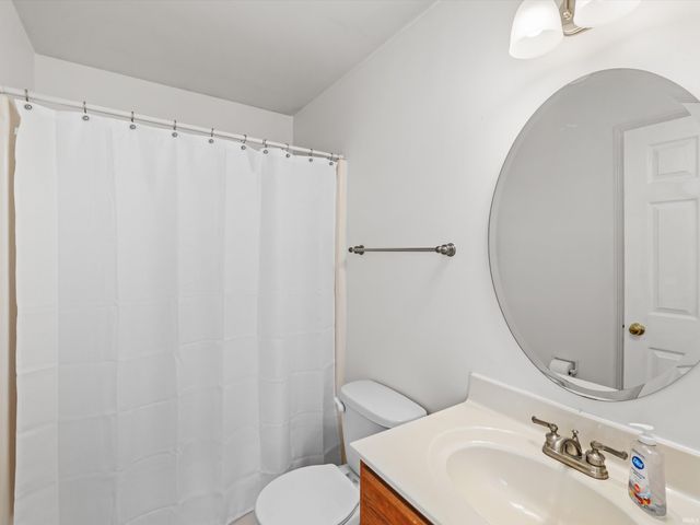 3834 Farrington Drive, Evansville, IN 47725