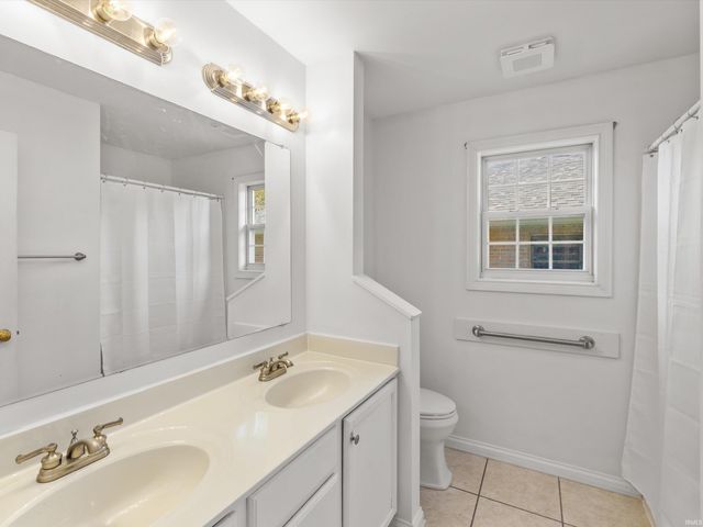 3834 Farrington Drive, Evansville, IN 47725