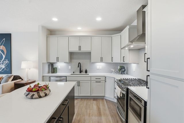 2506 W Summit Pkwy, Spokane, WA 99201