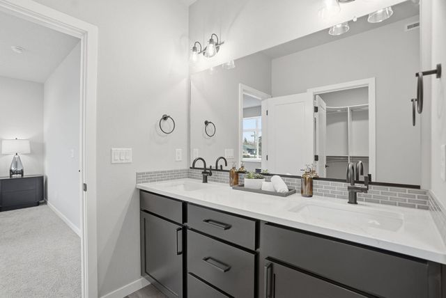 2506 W Summit Pkwy, Spokane, WA 99201