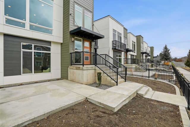 2506 W Summit Pkwy, Spokane, WA 99201