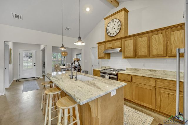 17255 Stella Maris Street, Winona, TX 75792