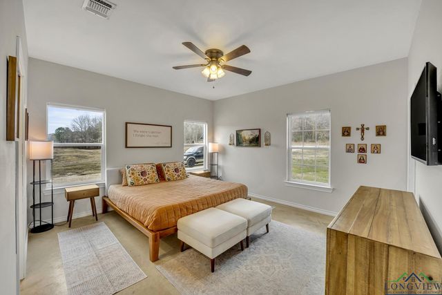 17255 Stella Maris Street, Winona, TX 75792