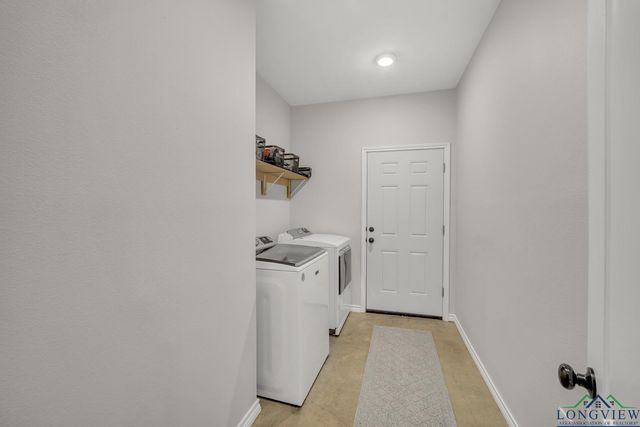 17255 Stella Maris Street, Winona, TX 75792