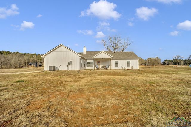 17255 Stella Maris Street, Winona, TX 75792
