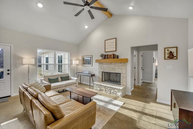 17255 Stella Maris Street, Winona, TX 75792