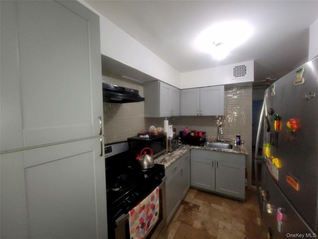 970 E 108th Street, Brooklyn, NY 11236