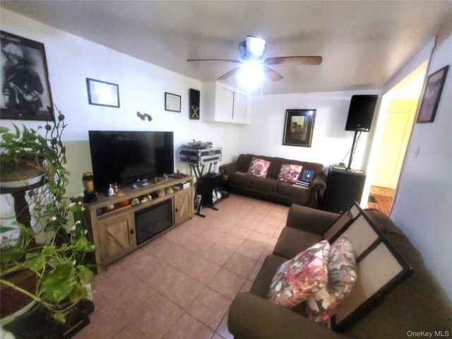970 E 108th Street, Brooklyn, NY 11236