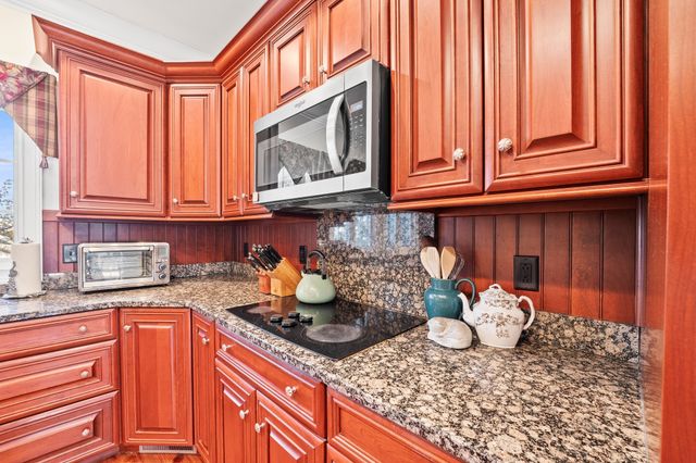 255 PARKS DRIVE, Normandy, TN 37360