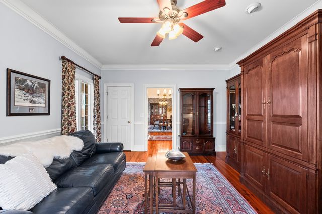 255 PARKS DRIVE, Normandy, TN 37360