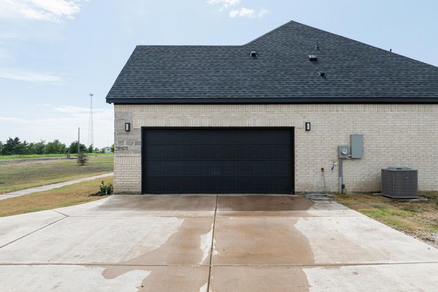 3037 County Road 4301, Greenville, TX 75401