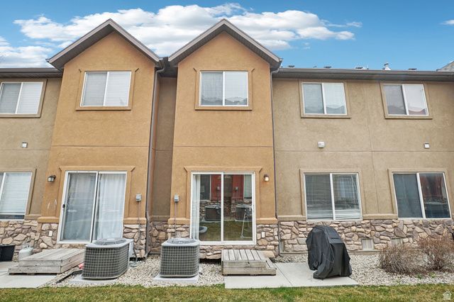 276 S 810 W, Pleasant Grove, UT 84062