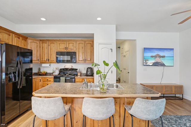 276 S 810 W, Pleasant Grove, UT 84062