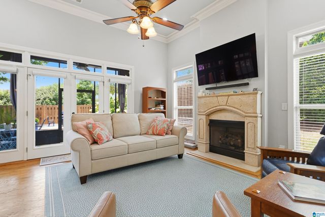 218 KENNISTON DALE, Pelham, AL 35124