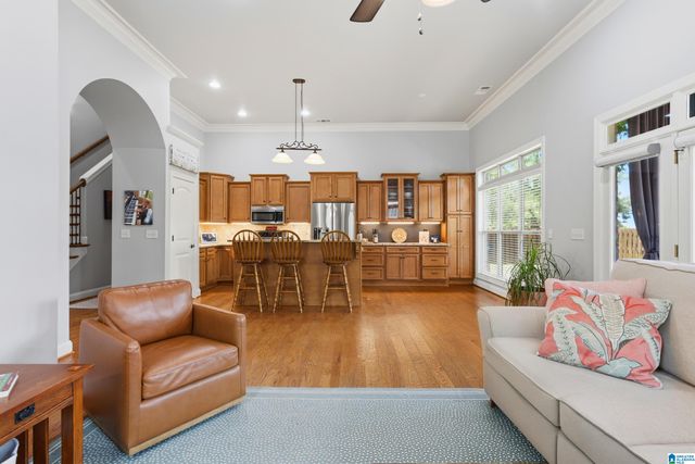 218 KENNISTON DALE, Pelham, AL 35124